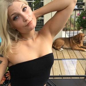 Meet your Posher, Angelica